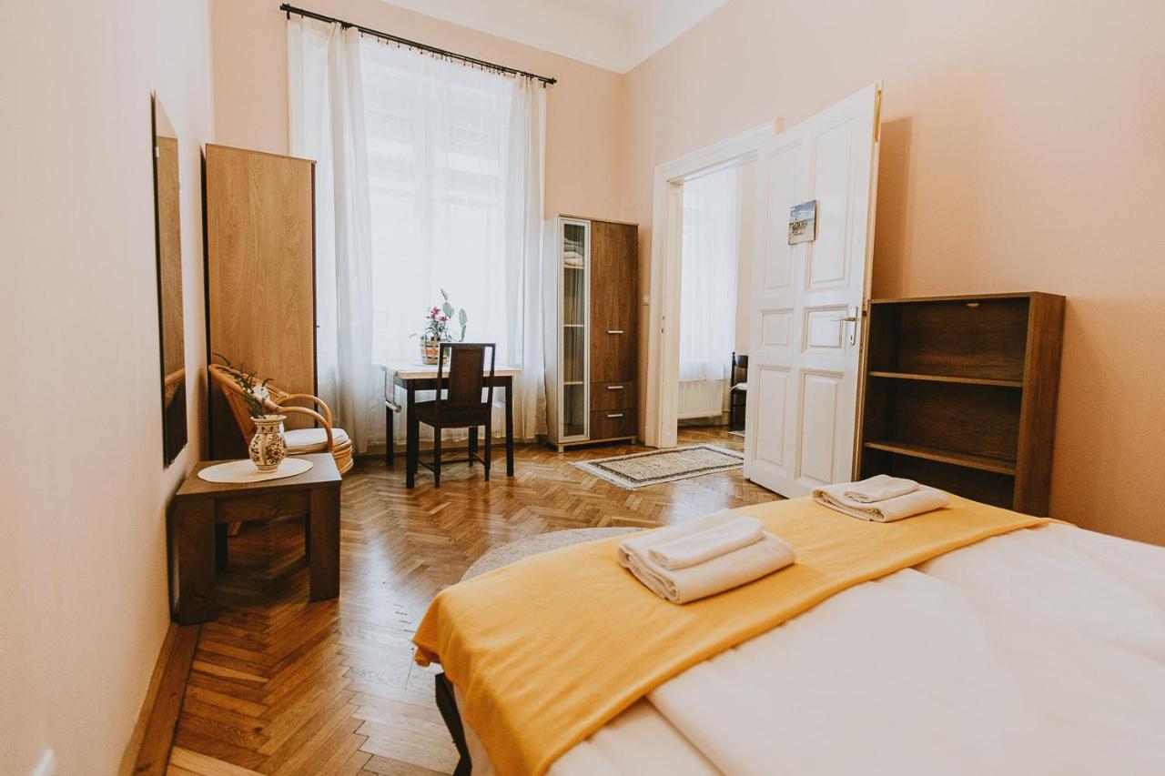 Budapest Folk Apartment 60Sm Spacious And Bright Eksteriør bilde